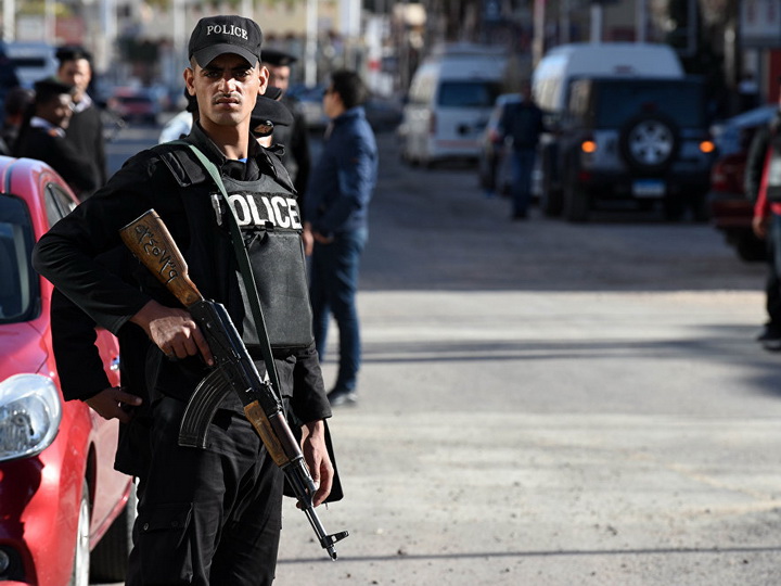 В Египте в столкновении с террористами погибли 30 спецназовцев