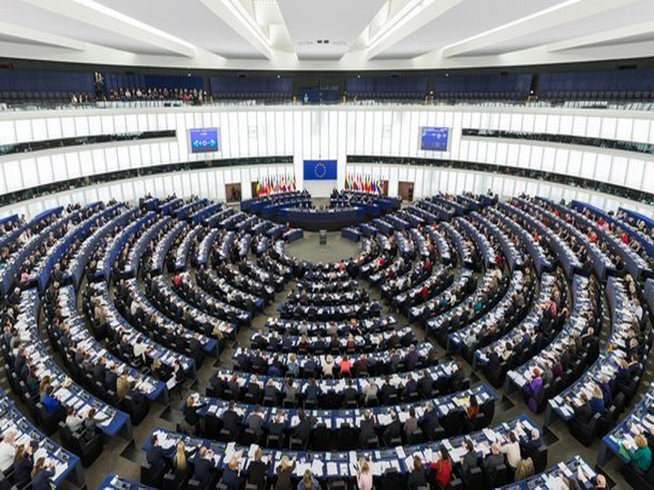 В Европарламенте пройдут дебаты по сексуальным домогательствам