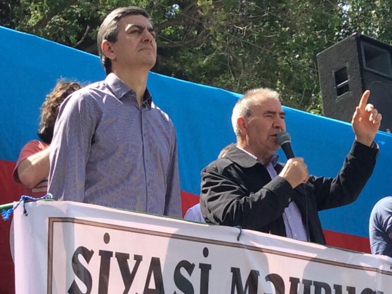 «А вы, друзья, как ни садитесь…», или Почему оппозиция решила взять паузу в проведении митингов