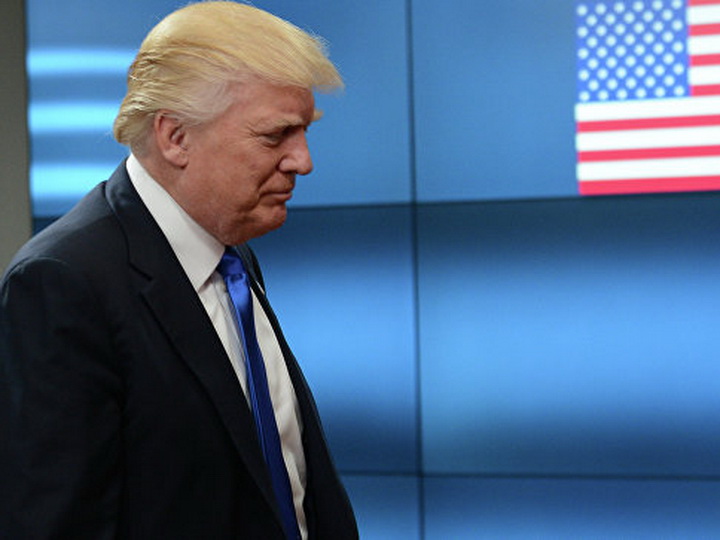 Трамп стал самым непопулярным президентом США за 70 лет показал опрос