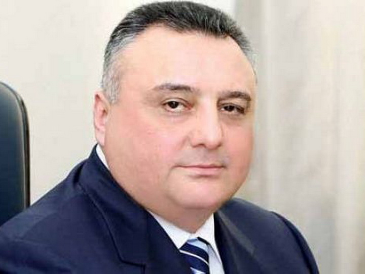 Новые фото Эльдара Махмудова, вызванного в Генпрокуратуру – ФОТО - ОБНОВЛЕНО