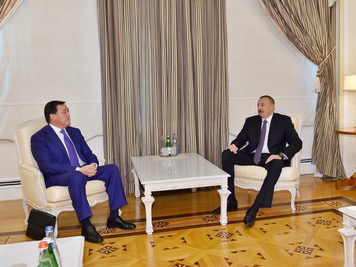 Президент Азербайджана принял первого вице-премьера Казахстана - ФОТО