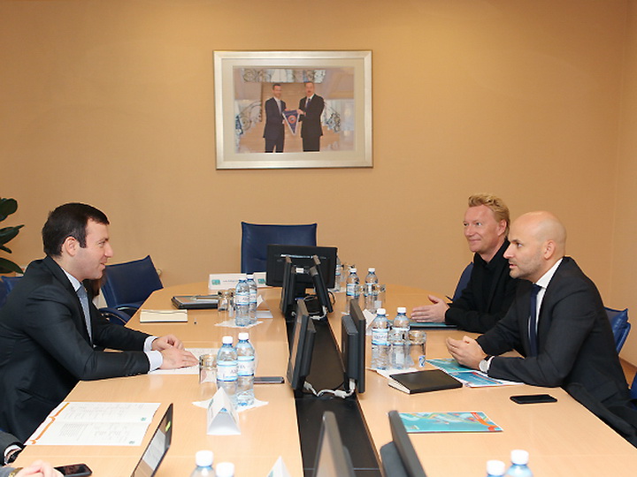 Эльхан Мамедов встретился с делегацией УЕФА