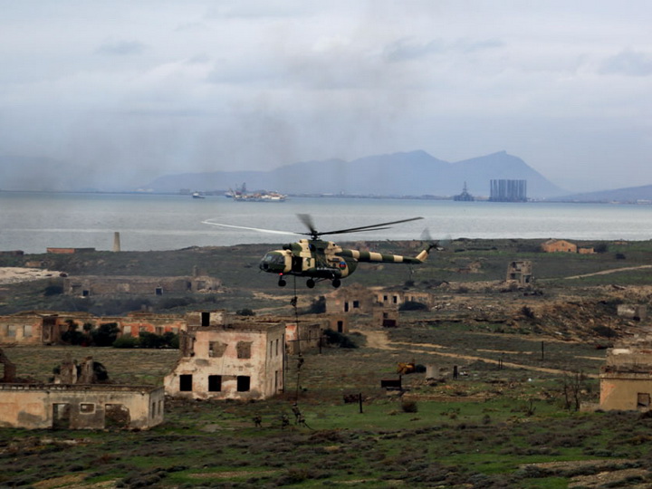 Очередной этап командно-штабных игр ВС Азербайджана прошел в подразделениях Военно-морских сил - ФОТО