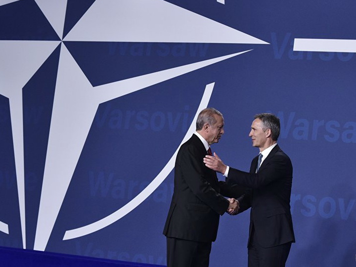 Генсек НАТО еще раз извинился перед Эрдоганом за инцидент на учениях