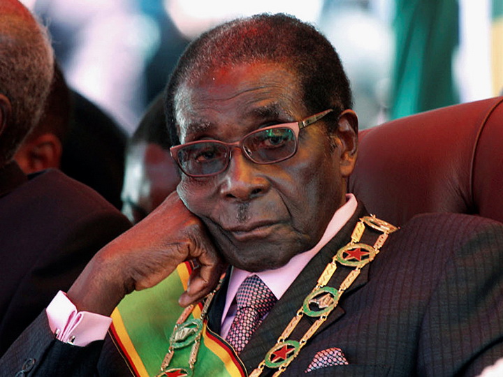 Президент Зимбабве подал в отставку
