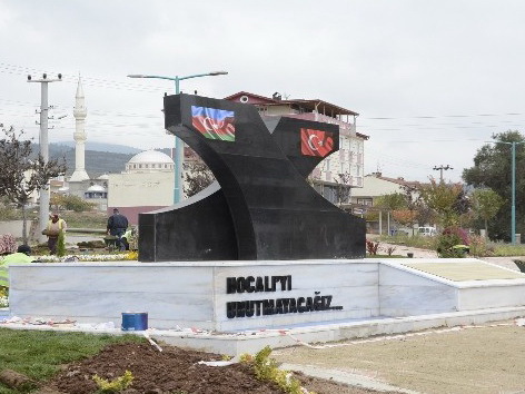 В Турции построили мемориал памяти жертв Ходжалинского геноцида