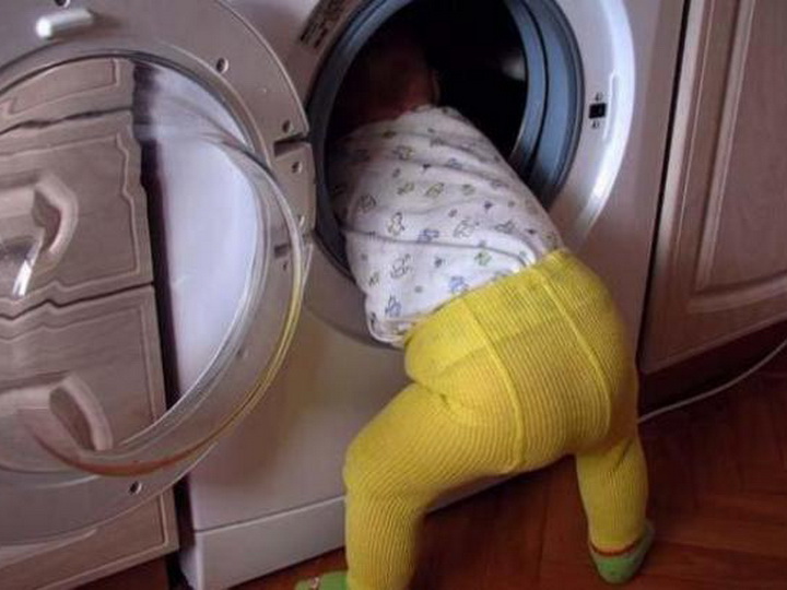 Пятилетняя девочка задохнулась в стиральной машине