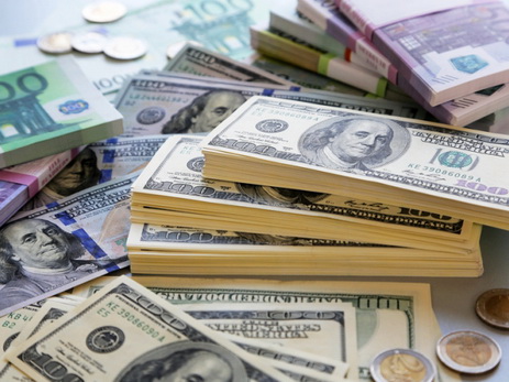 Объявлен курс маната к доллару США на 27 ноября
