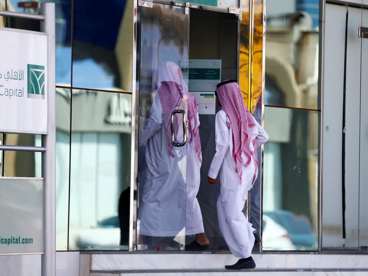 Обвинённые в коррупции саудовские принцы добровольно передали в казну $100 млрд