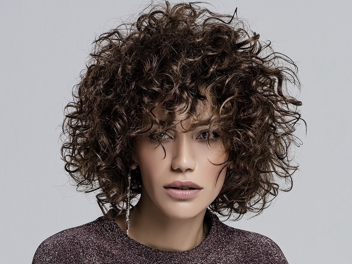 Ройа жестко раскритиковала азербайджанские радиостанции – ВИДЕО