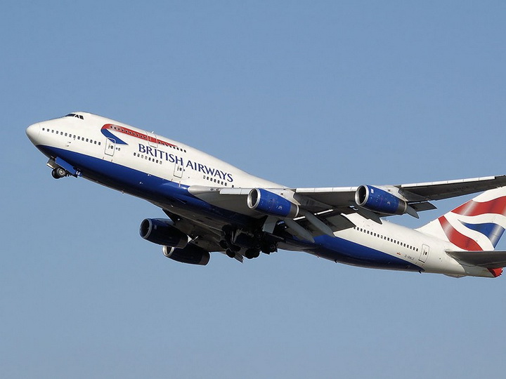 Пассажиры экстренно севшего в Баку самолета British Airways вылетели в Лондон - ОБНОВЛЕНО