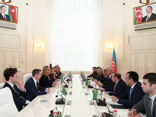 Великобритания инвестировала в Азербайджан $27 млрд