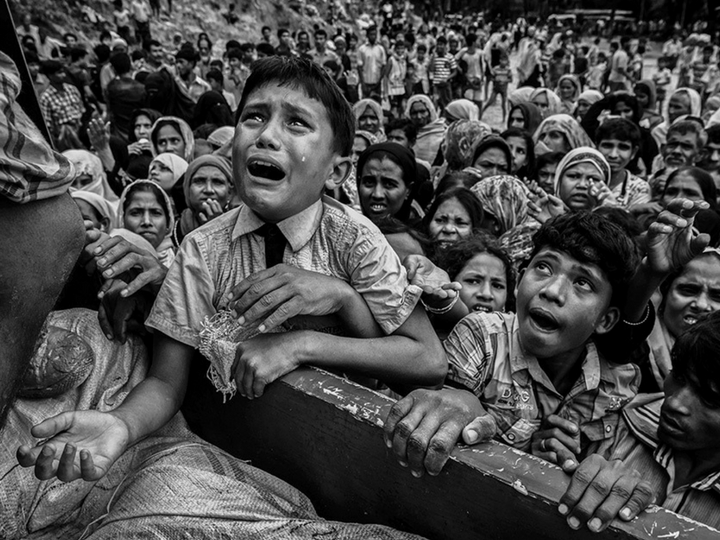 Мусульмане Мьянмы сотнями умирают от голода в грязи - ФОТО