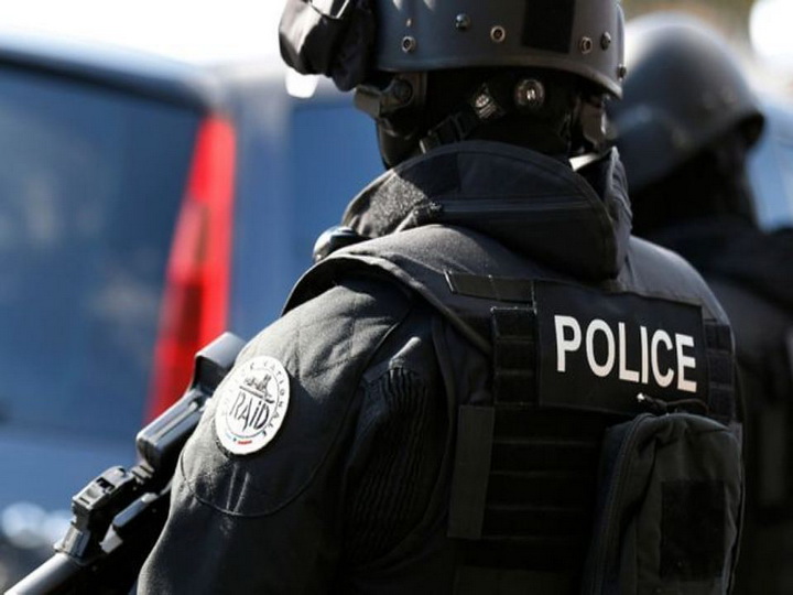 Во Франции задержали призывавшего к терактам алжирца