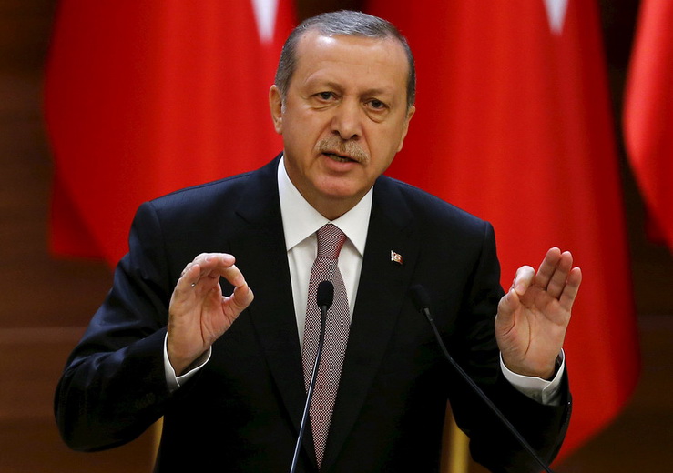 Эрдоган пригрозил начать военную операцию в Сирии