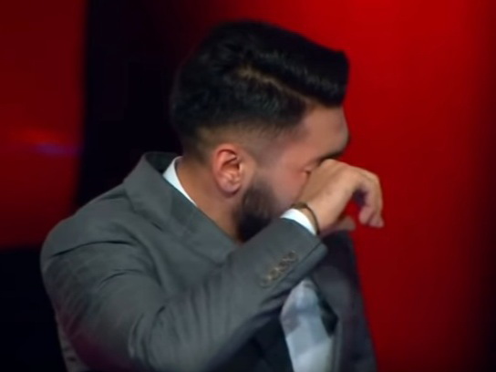 Азербайджанец расплакался в эфире турецкого шоу, признаваясь в любви к девушке, выходящей замуж за другого – ВИДЕО