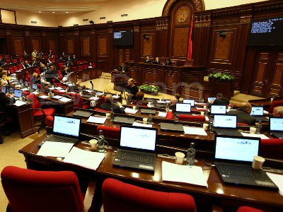 Ermənistan parlamenti qiymət artımını müzakirə edəcək