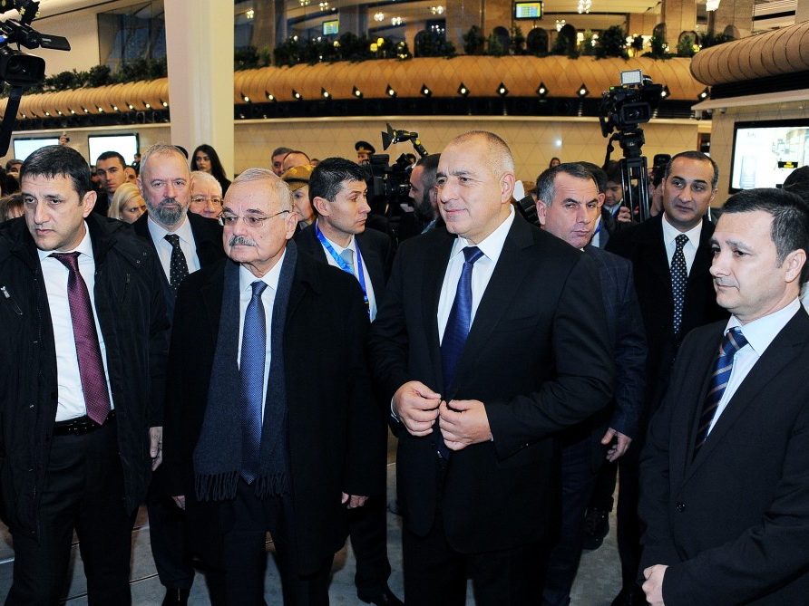 Премьер-министры Азербайджана и Болгарии приняли участие в открытии первого прямого авиарейса Баку-София - ФОТО