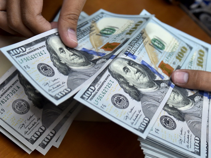 Обнародован курс маната к доллару США на 18 января