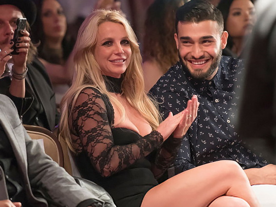 Бритни Спирс беременна от бойфренда-мусульманина: комментарий инсайдера - ФОТО