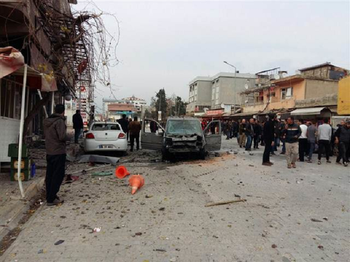 Afrindən Türkiyəyə 3 raket atılıb: 1 ölü, 32 yaralı var