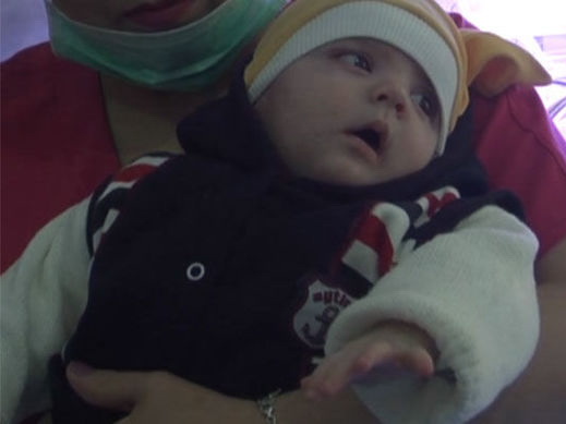 В Азербайджане родители, узнав о болезни новорожденной дочери, бросили ее в больнице - ВИДЕО