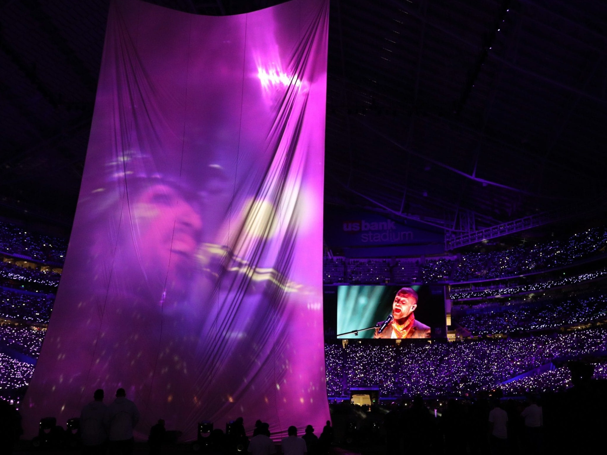 Джастин Тимберлейк спел с голограммой Принца на Super Bowl-2018 – ФОТО – ВИДЕО