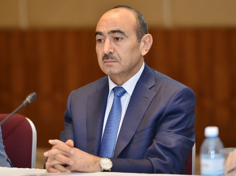 Али Гасанов призвал профсоюзы поддержать Ильхама Алиева на внеочередных президентских выборах