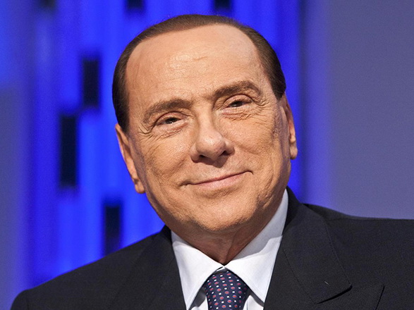 Миллиардер Сильвио Берлускони: «В детстве я доил коров, за что мне платили йогуртом…»  - ФОТО