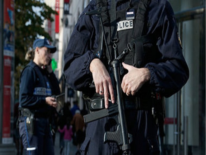 Fransada 2 terror aktının qarşısı alınıb