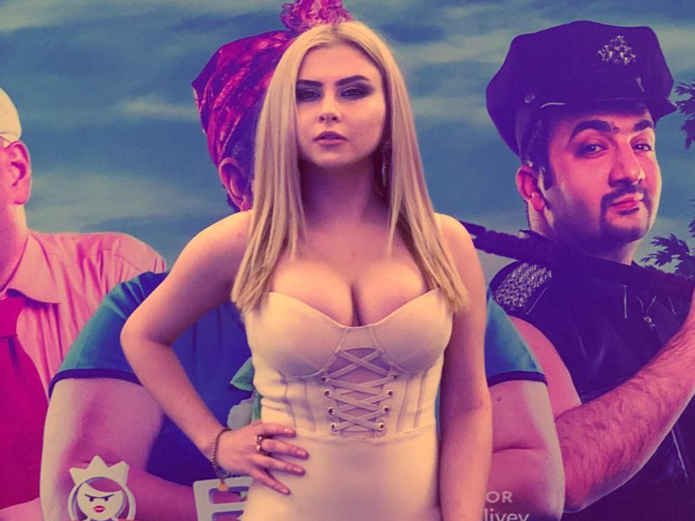 Как Анна Семенович: актриса Ульфет Башир сразила наповал глубоким декольте – ФОТО – ВИДЕО