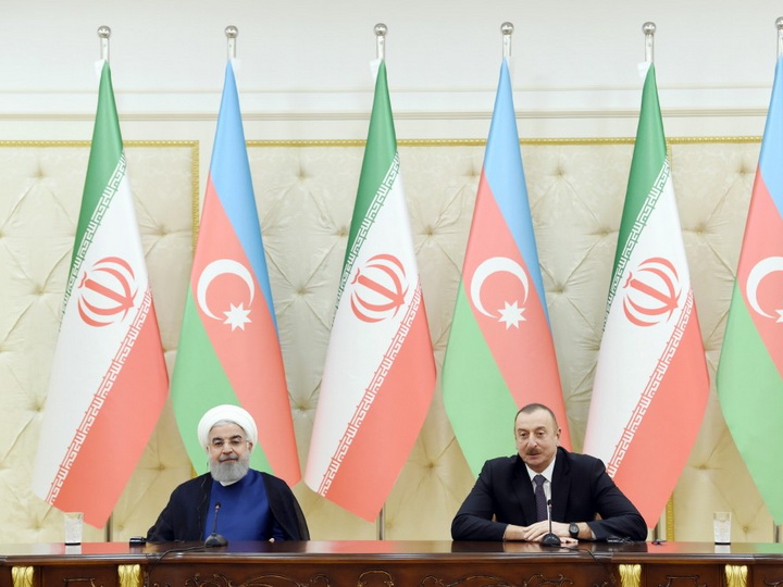 Президенты Aзербайджана и Ирана выступили с заявлениями для печати - ФОТО