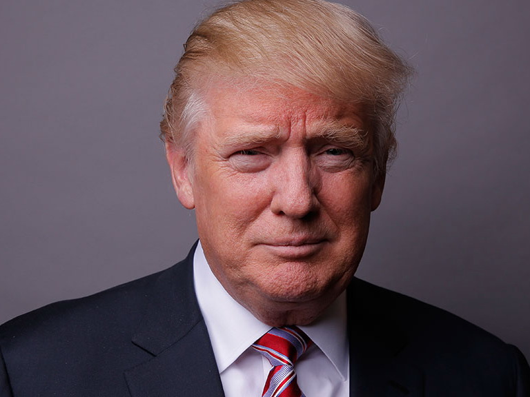 Трамп пригрозил «военными вариантами» ответа на химатаку в Сирии