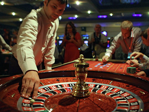 Итальянский священник проиграл в казино полмиллиона евро