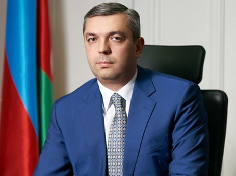 Ильхам Алиев освободил Самира Нуриева от должности председателя Госагентства жилищного строительства