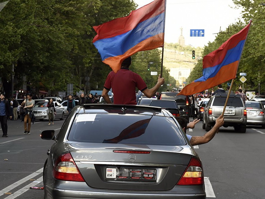 В ЕС заявили, что помогут Армении укрепить демократию