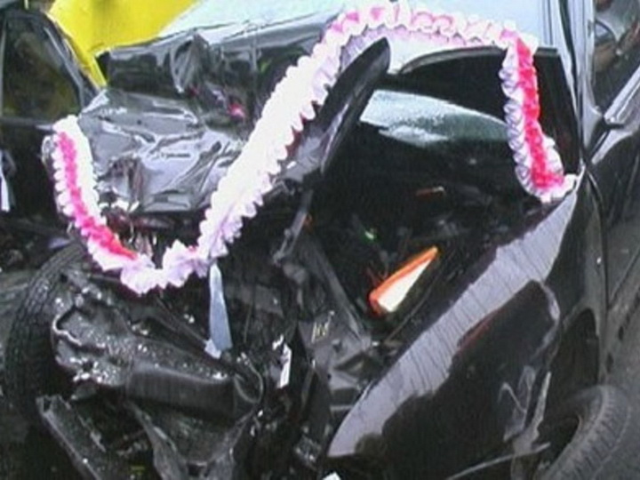 Страшная авария по дороге на свадьбу: погибли 2 человека, 3 – пострадали