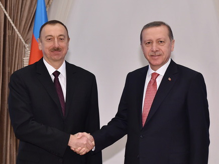 Ильхам Алиев совершит официальный визит в Турцию