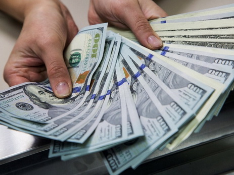 Обнародован курс маната к доллару США на 26 апреля