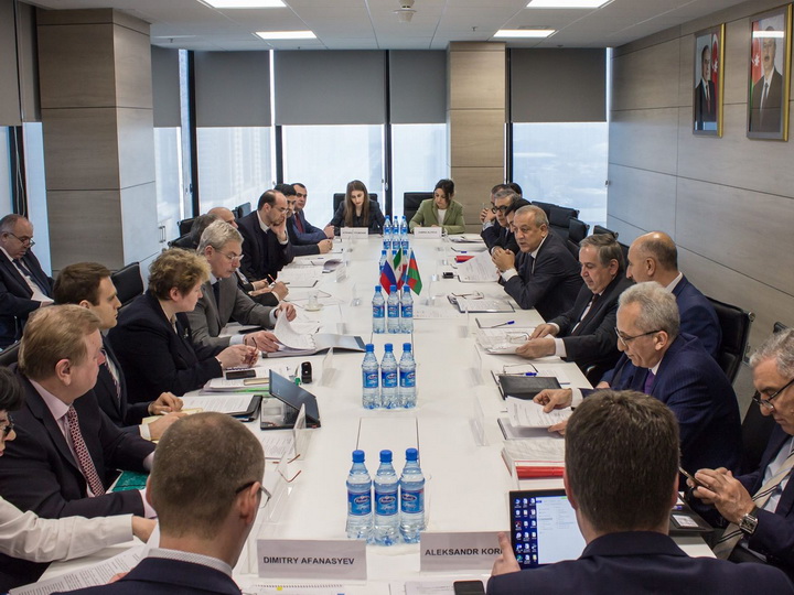 В Баку обсуждена интеграция электроэнергетических сетей Азербайджана, Ирана и РФ - ФОТО