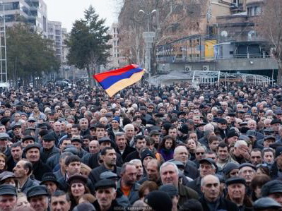 Правящая партия Армении готова к переговорам без предварительных условий
