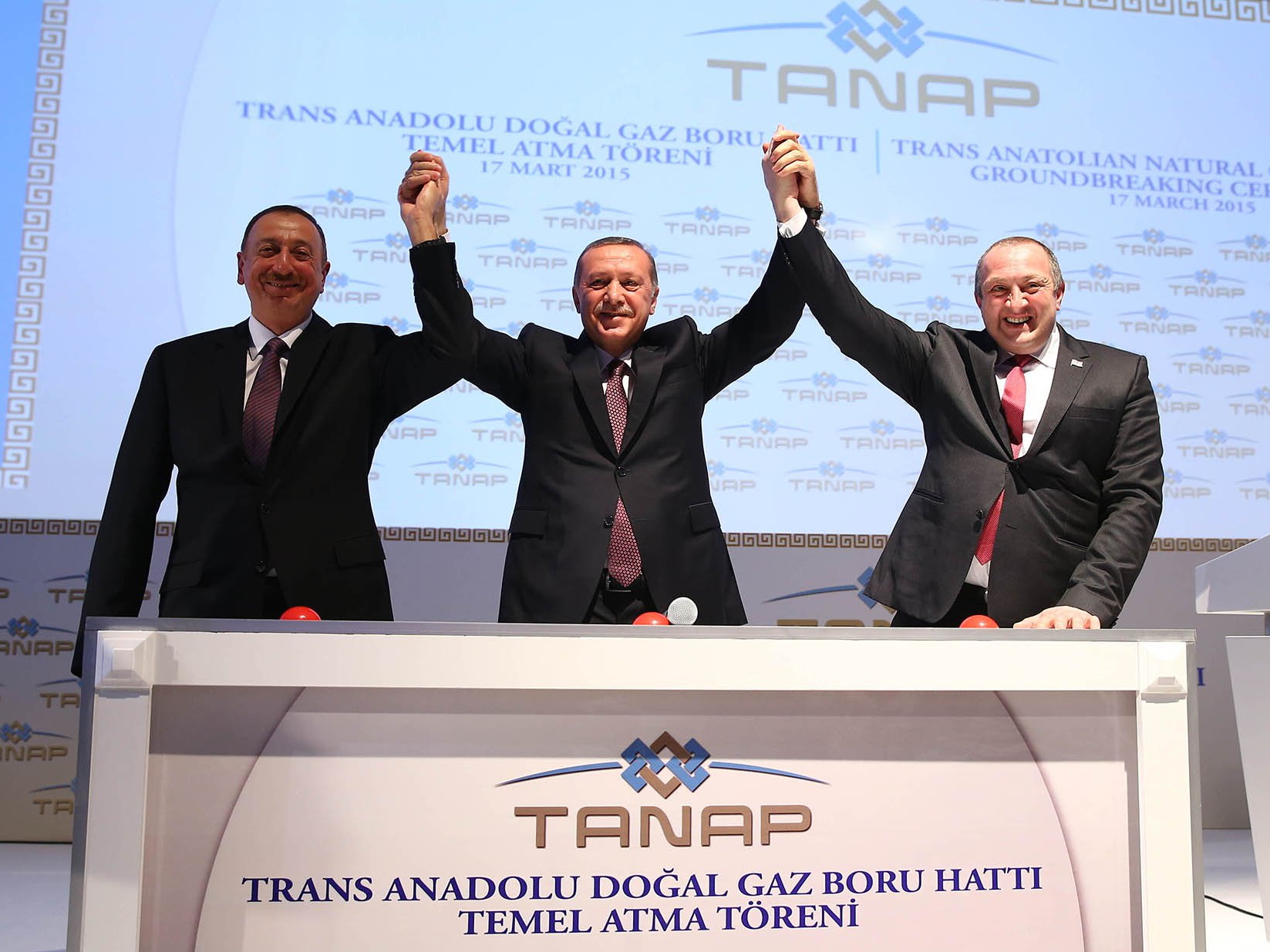 СМИ России вновь ополчились на Азербайджан в преддверии запуска TANAP