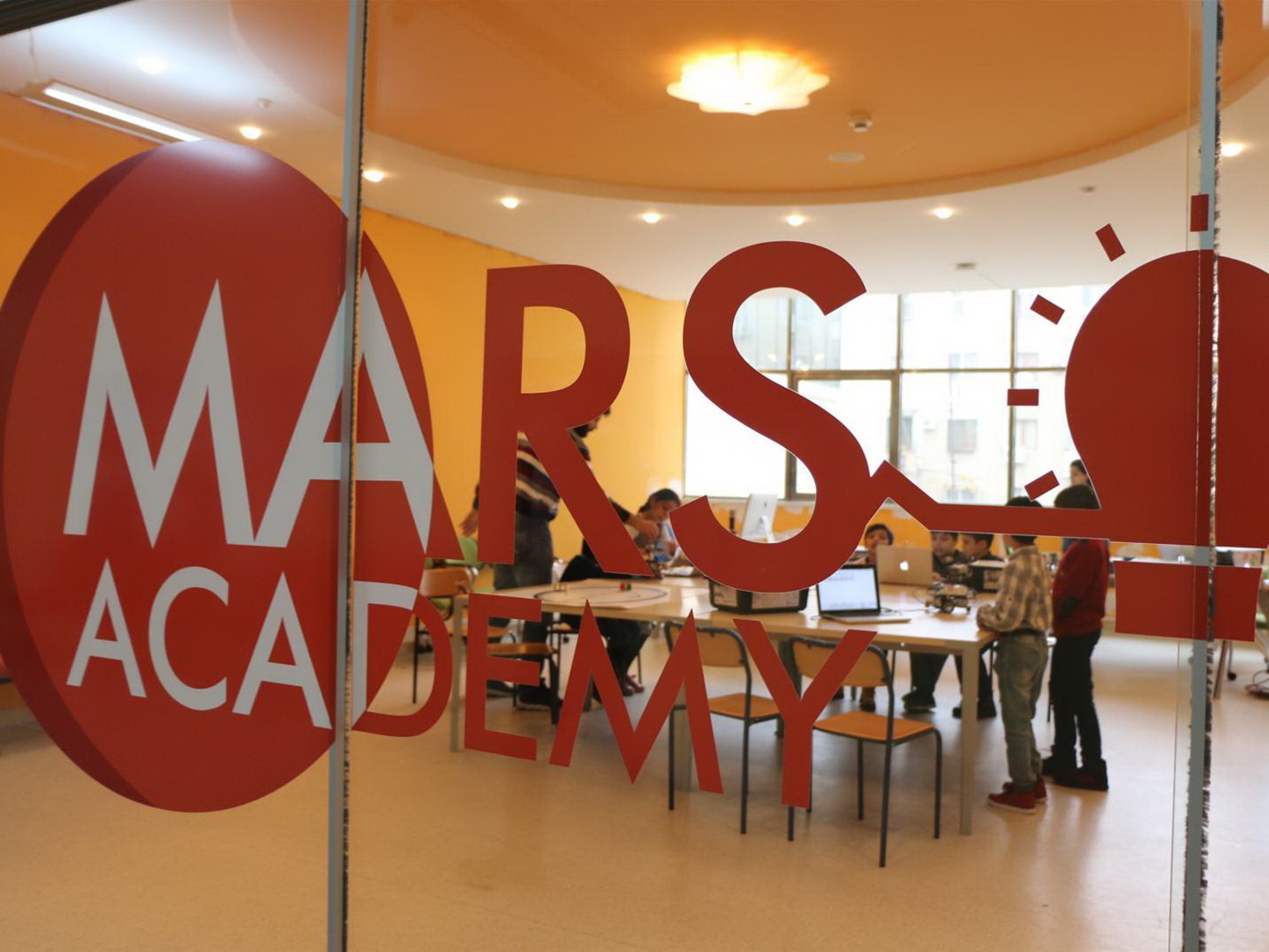 Mars Academy – здесь дети могут пробовать себя в разных технологических областях, становясь профессионалами будущего – ФОТО – ВИДЕО