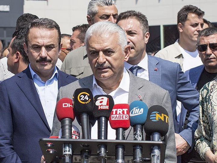 Турецкий премьер: Выборы проходят демократично в атмосфере праздника