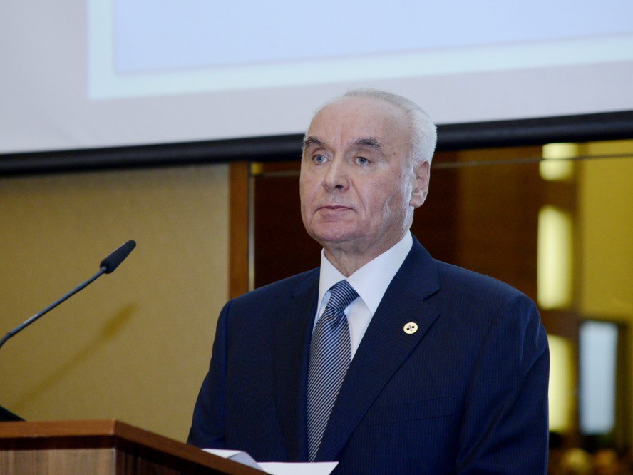 Махмуд Мамедгулиев отправится в Армению