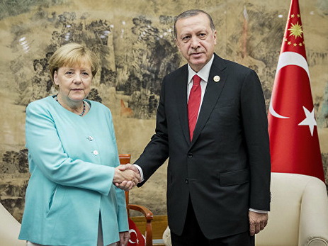 Эрдоган и Меркель провели переговоры в Брюсселе