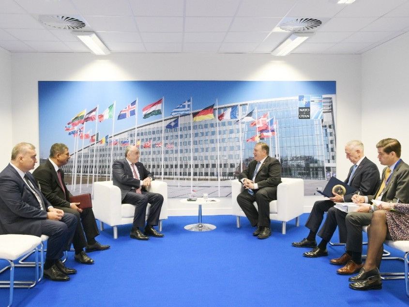Госсекретарь и министр обороны США встретились с азербайджанскими коллегами