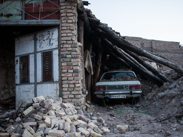 В Иране число пострадавших при землетрясении достигло 287 - ОБНОВЛЕНО
