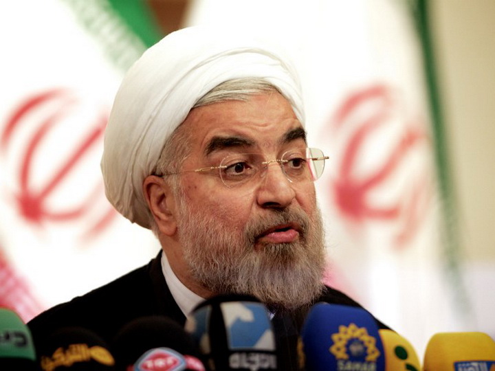 Президент Ирана поддержал запрет на нахождение иностранных военных баз на Каспии